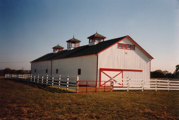 B.L. Radden & Son, Inc. considers our skilled barn painters to be some of the best in the Horse Capital of The World.